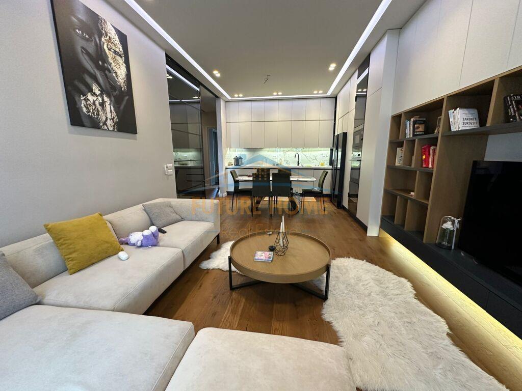 Qera,Apartament 2+1+parking, Rruga Kavajes !