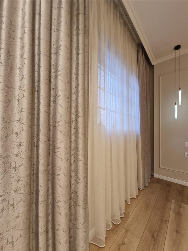 Vila te reja luksoze ,5 km nga bregdeti Qerretit