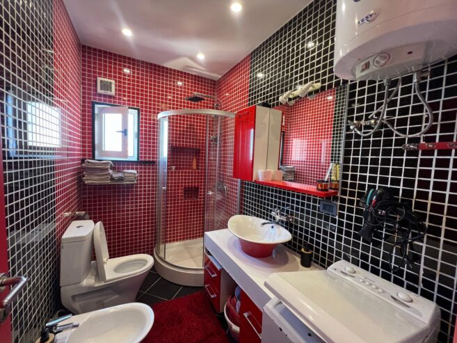 1+1+BLK NE DURRES 165.000 EURO