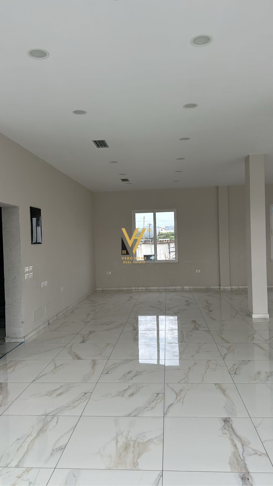 JEPET AMBIENT 180 M2 ME QERA NE LAKNAS 550 EURO