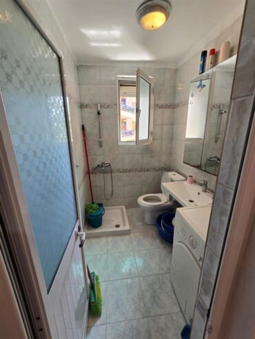 Shitet, Apartament 1+1, Xhamlliku, Tiranë