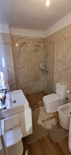 Për Shitje: Apartament 2+1