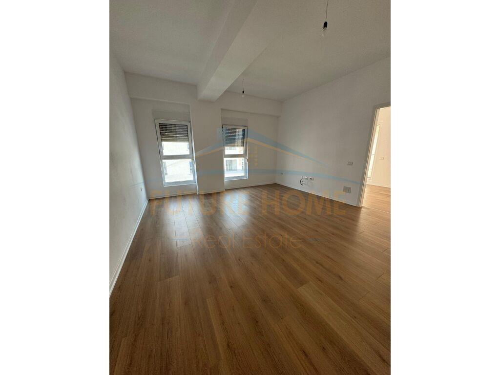 Shitet, Apartament 2+1, Kompleksi Mangalem