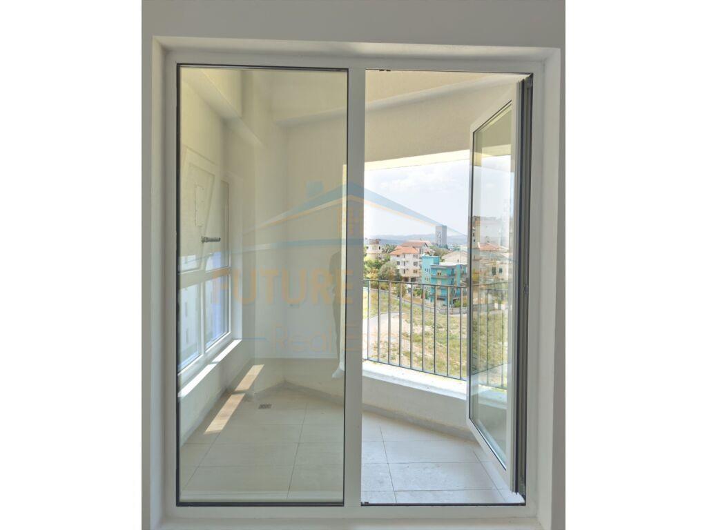 Shitet, Apartament 2+1, Kompleksi Mangalem