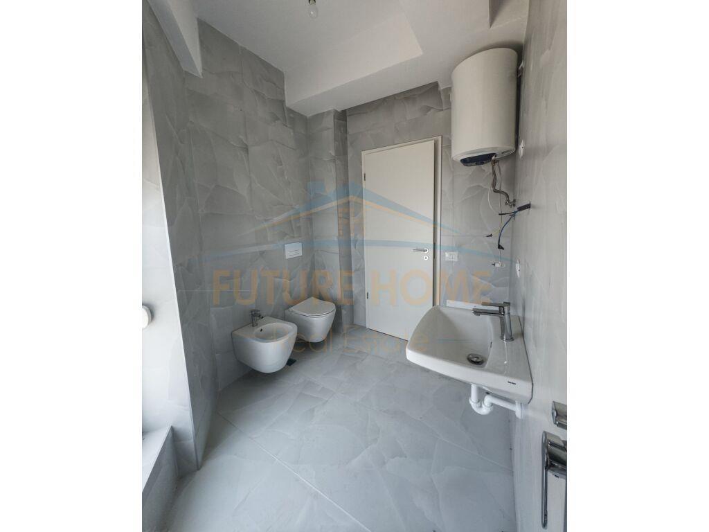 Shitet, Apartament 2+1, Kompleksi Mangalem