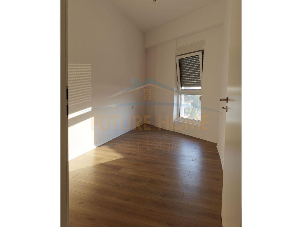 Shitet, Apartament 2+1, Kompleksi Mangalem