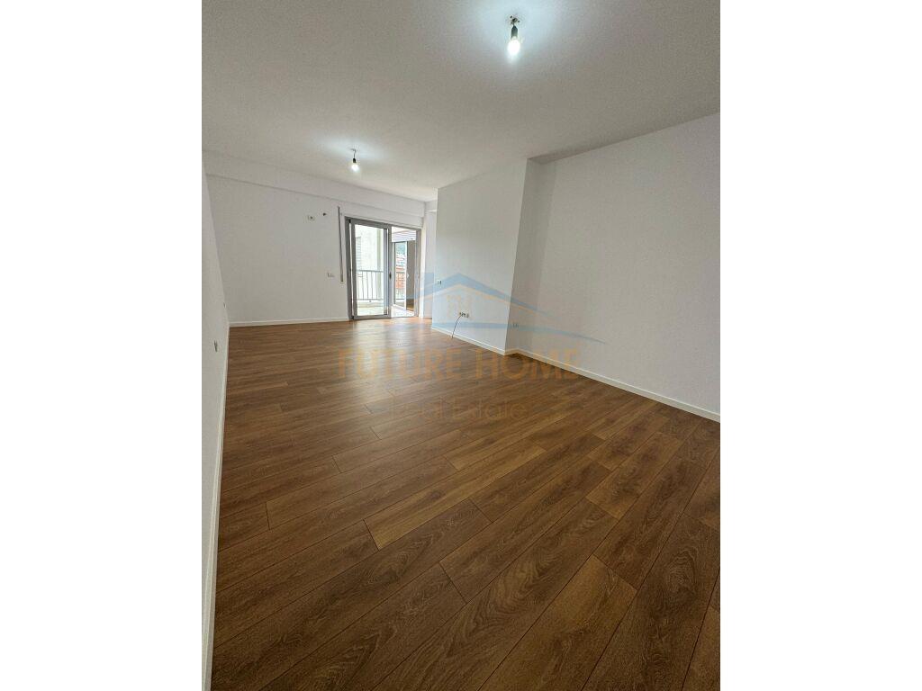 Shitet Apartament 1+1, Rruga ” Ibrahim Dervishi”, Tirane