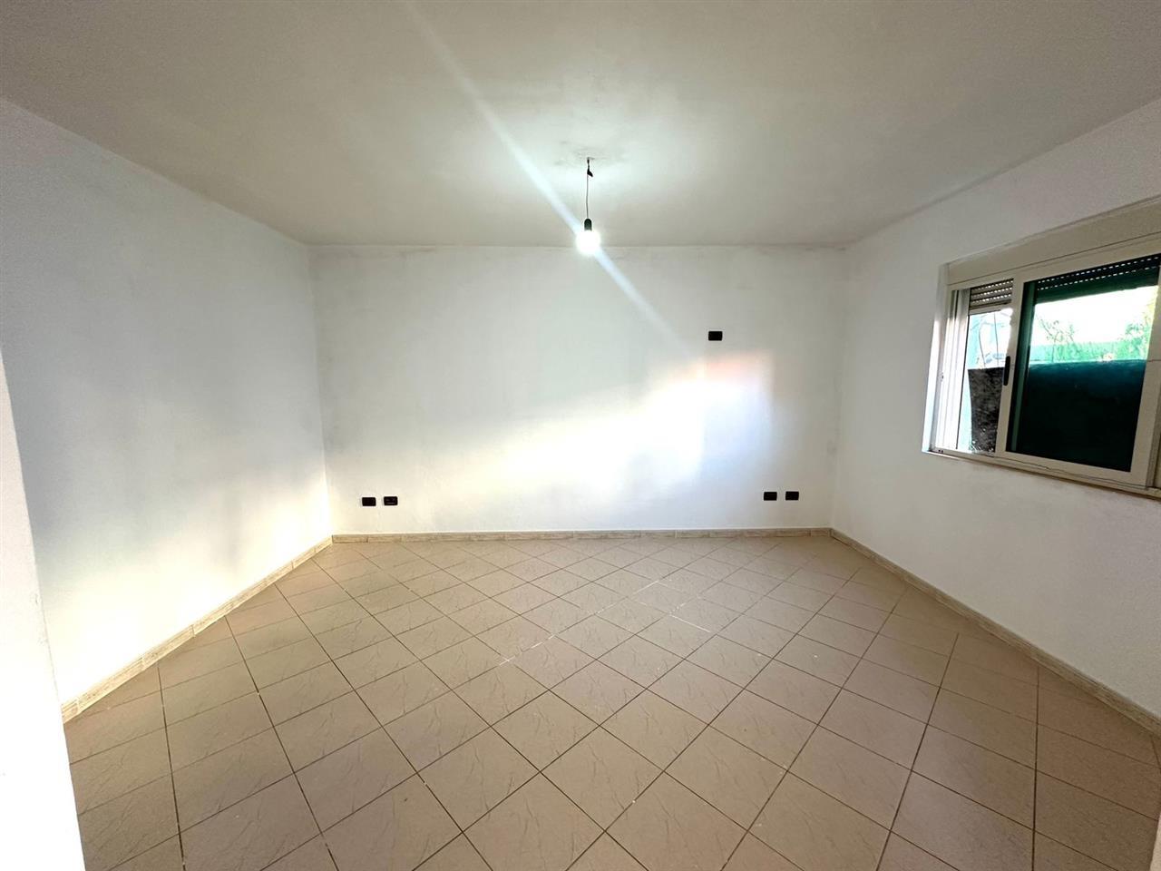 Shitet ap 1+1 afer Stadiumit