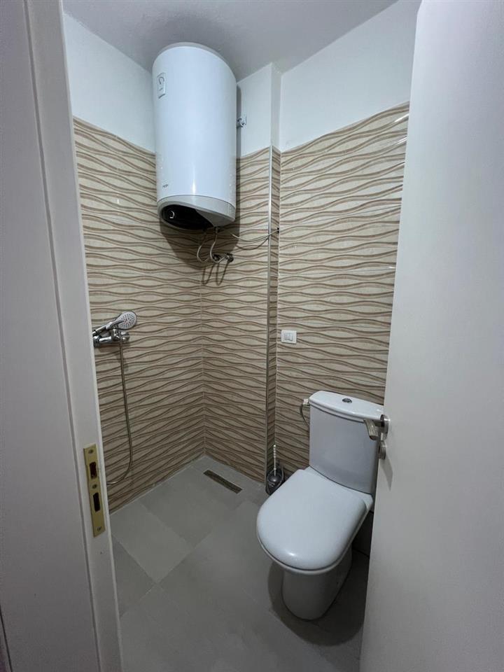 Jepet ap me qera te rruga e portit