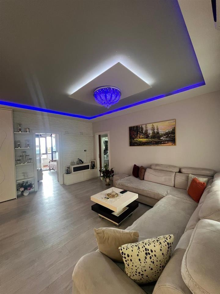 Jepet ap me qera te rruga e portit