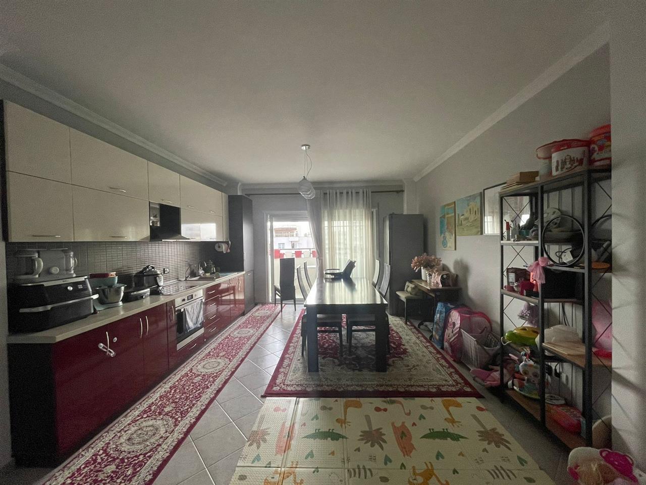 SHITET APARTAMENT 2+1+2 NE PLAZH!