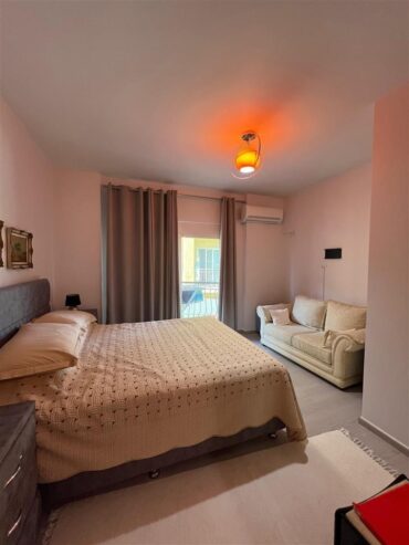 Shitet apartament 2+1+2 te shkembi i Kavajes!