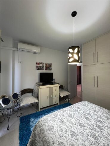 Shitet apartament 2+1+2 te shkembi i Kavajes!