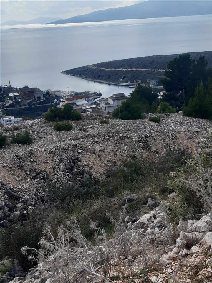 Shitet ose ndrrohet me apartamente ne tirane