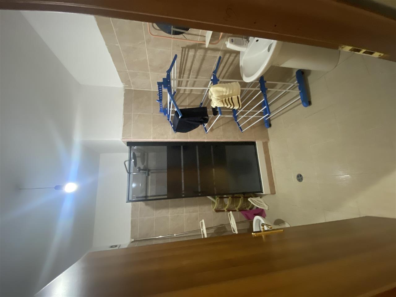 Apartament me qera ne astir