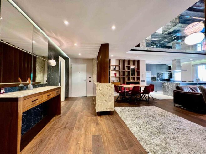 APARTAMENT LUKSOZ 2+1+2 POSTE ME QIRA TE KOPSHTI BOTANIK‼️