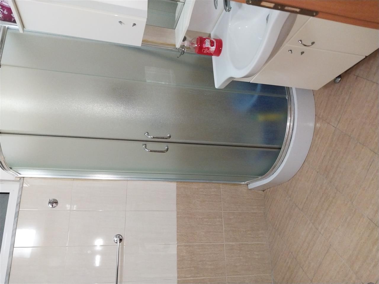 Jepet me qera, shtepia te pallati sportit durres