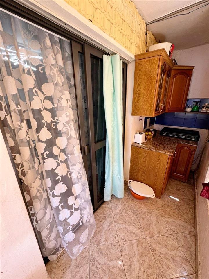 Kavaje,apartament 2+1 zona afer shkolles “Fiqiri Kurti”.