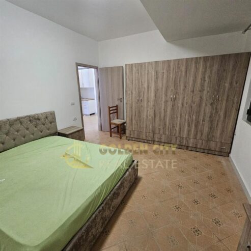 Ofrojme per qera katin e par te nje shpie private 2+1