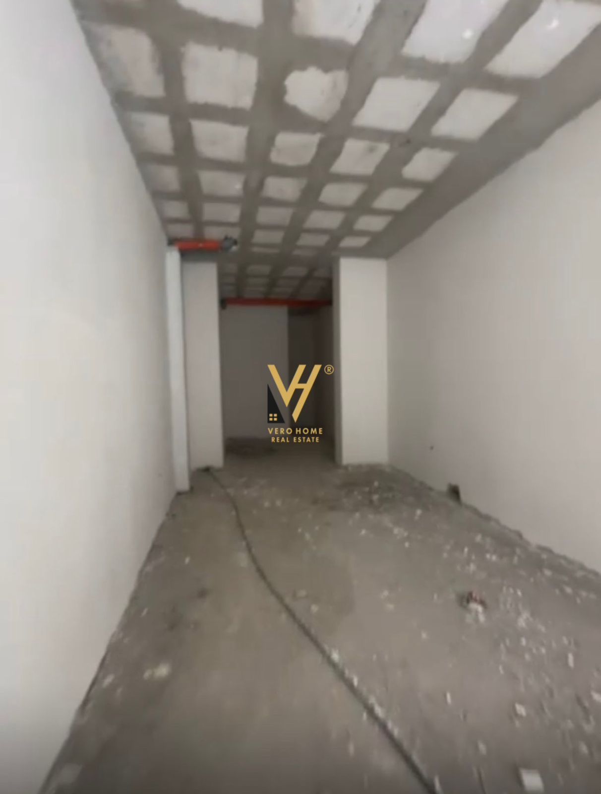 AMBIENT BIZNESI 105 M2 NE KAMEZ 336.000 EURO