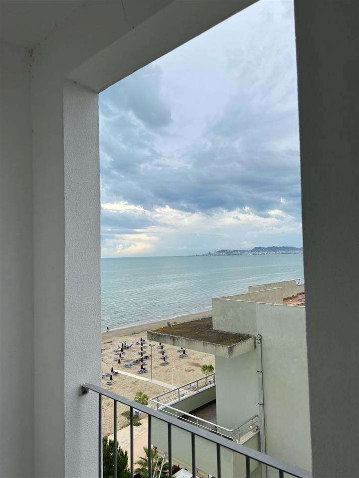 SHITET APARTAMENT 2+1 ME DY BALLKONE!