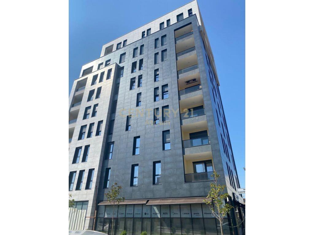 SHITET APARTAMENT 2+1+2 TUALETE PRANE MATERNITETIT TE RI!