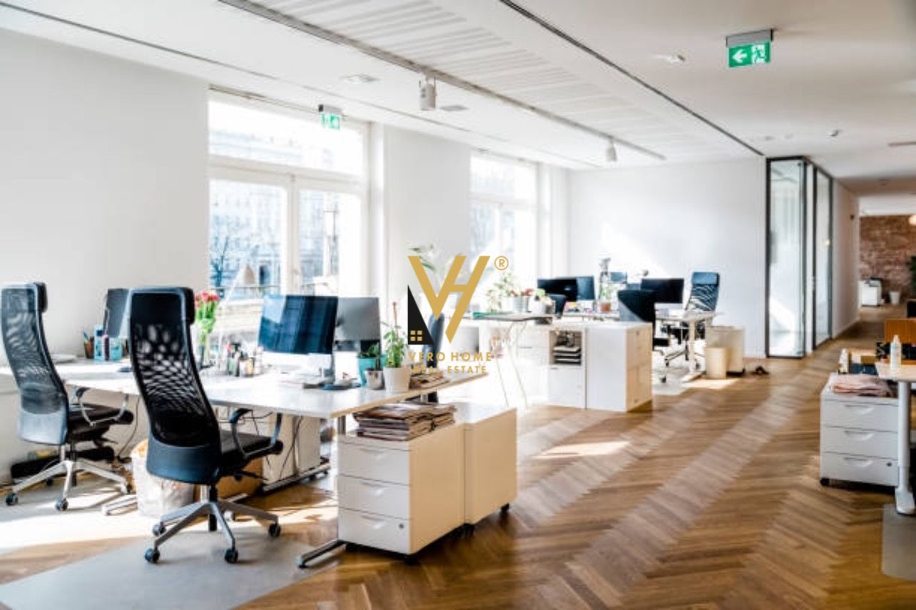 AMBIENT TE PALLATI ME SHIGJETA 2.500 EURO