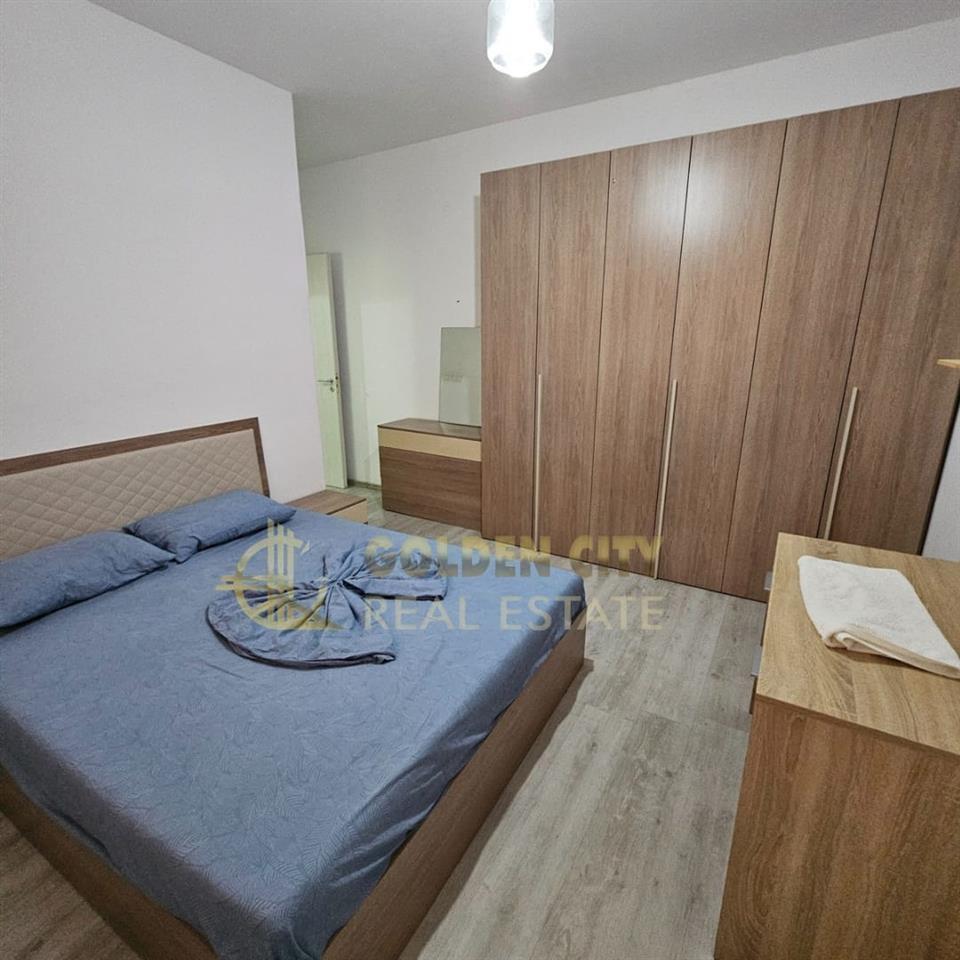 JEPET ME QERA 2+1+2 QENDER DURRES