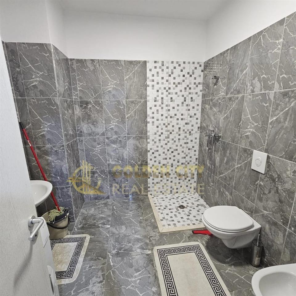 JEPET ME QERA 2+1+2 QENDER DURRES