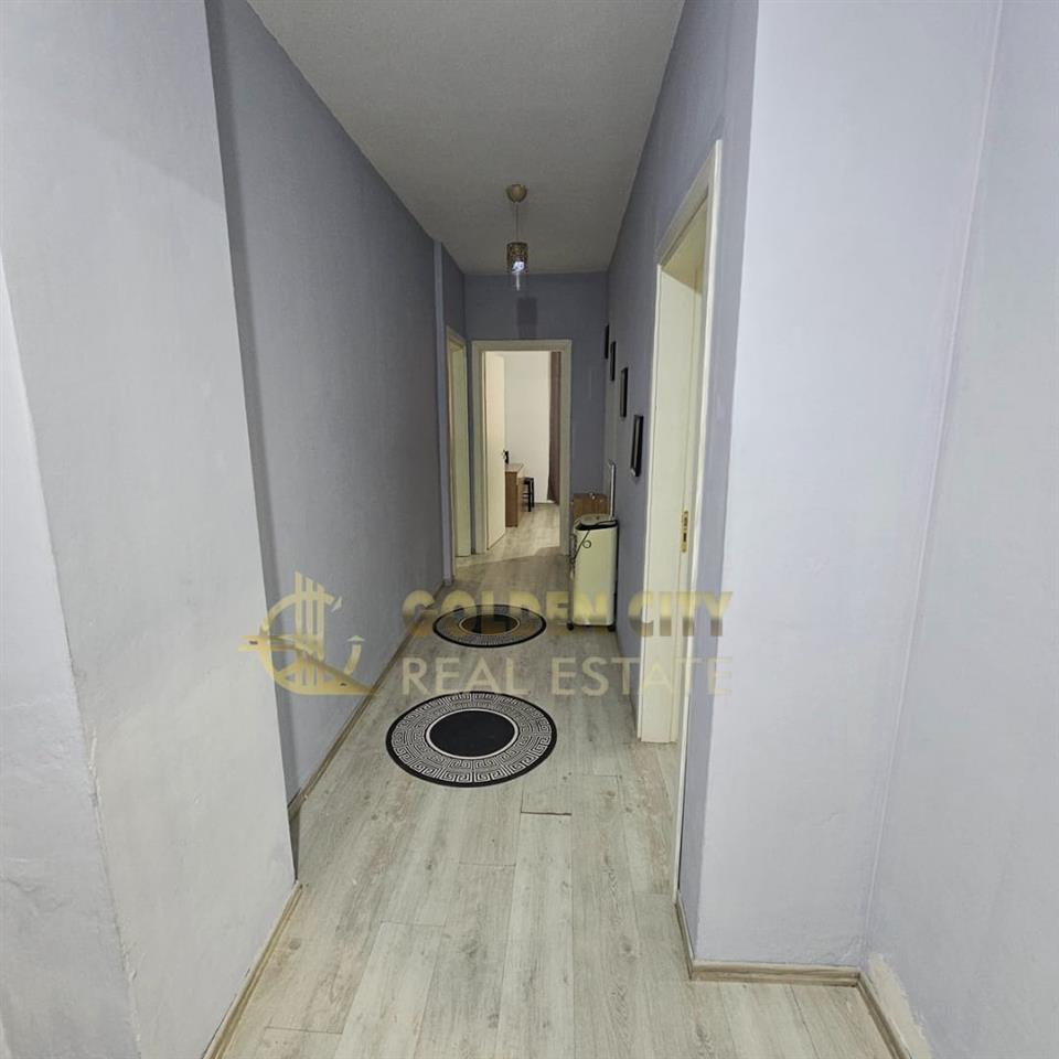 JEPET ME QERA 2+1+2 QENDER DURRES