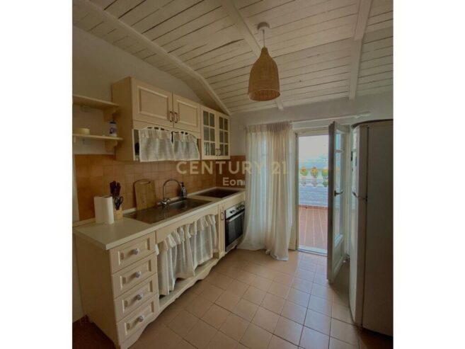 Shitet Duplex në Qendër të Durrësit!