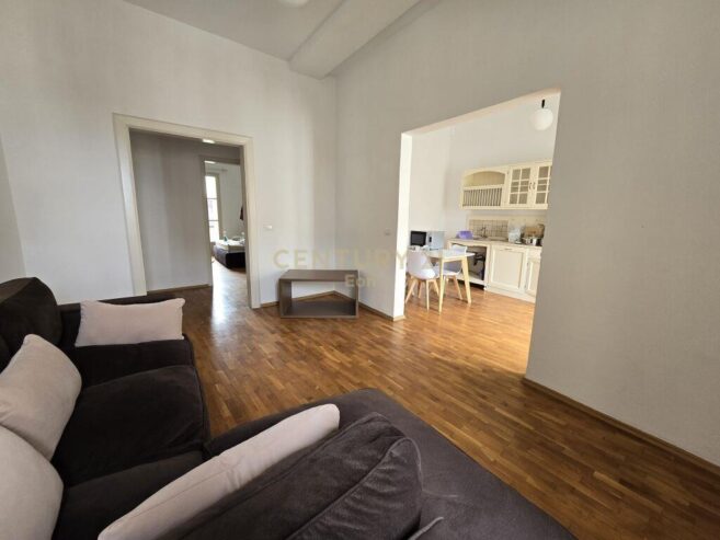Shitet Duplex në Qendër të Durrësit!