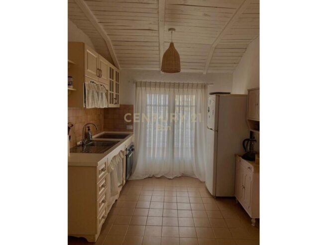 Shitet Duplex në Qendër të Durrësit!