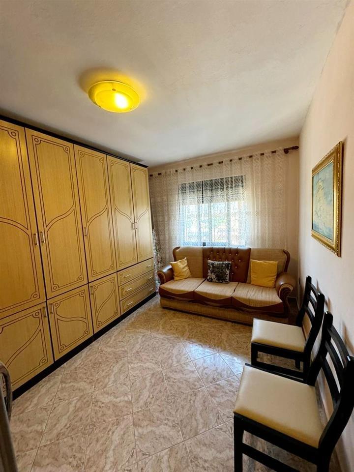 Kavaje,apartament 2+1 zona afer shkolles “Fiqiri Kurti”.
