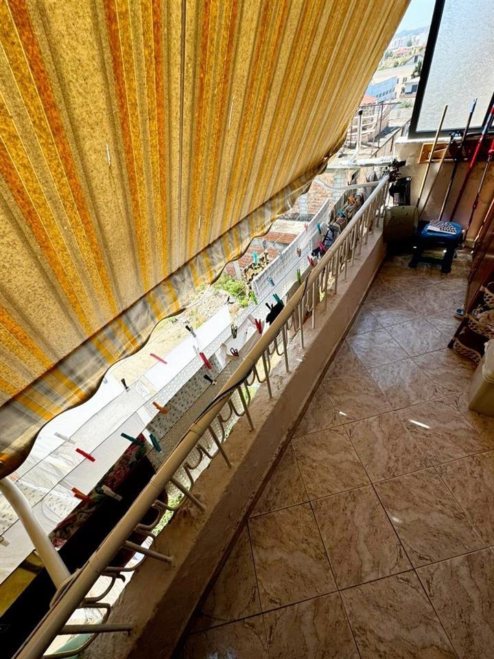 Kavaje,apartament 2+1 zona afer shkolles “Fiqiri Kurti”.