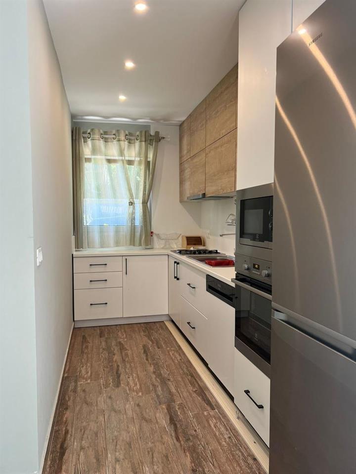 SHITET VILE NE QERRET SHUME PRANE DETIT !