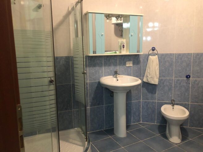 Apartament ne shitje