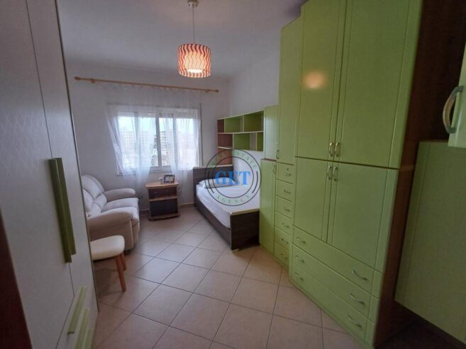 Shitet, Apartament 2+1,Tek Kazazi, Durres
