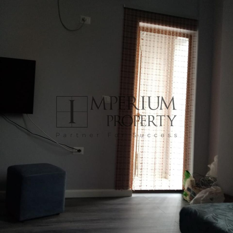 JEPET ME QIRA APARTAMENT 1+1DURRES