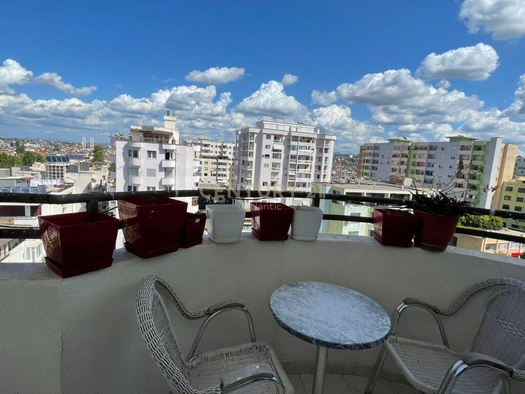 SHITET APARTAMENT 2+1+2T+2 BALLKONE PRANE SHKOLLES BAJRAM CU