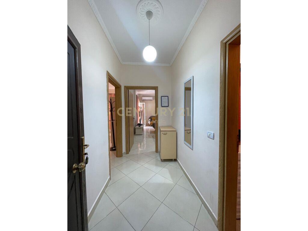 JEPET ME QIRA APARTAMENT 1+1 NE PLAZH ME PAMJE DETI!