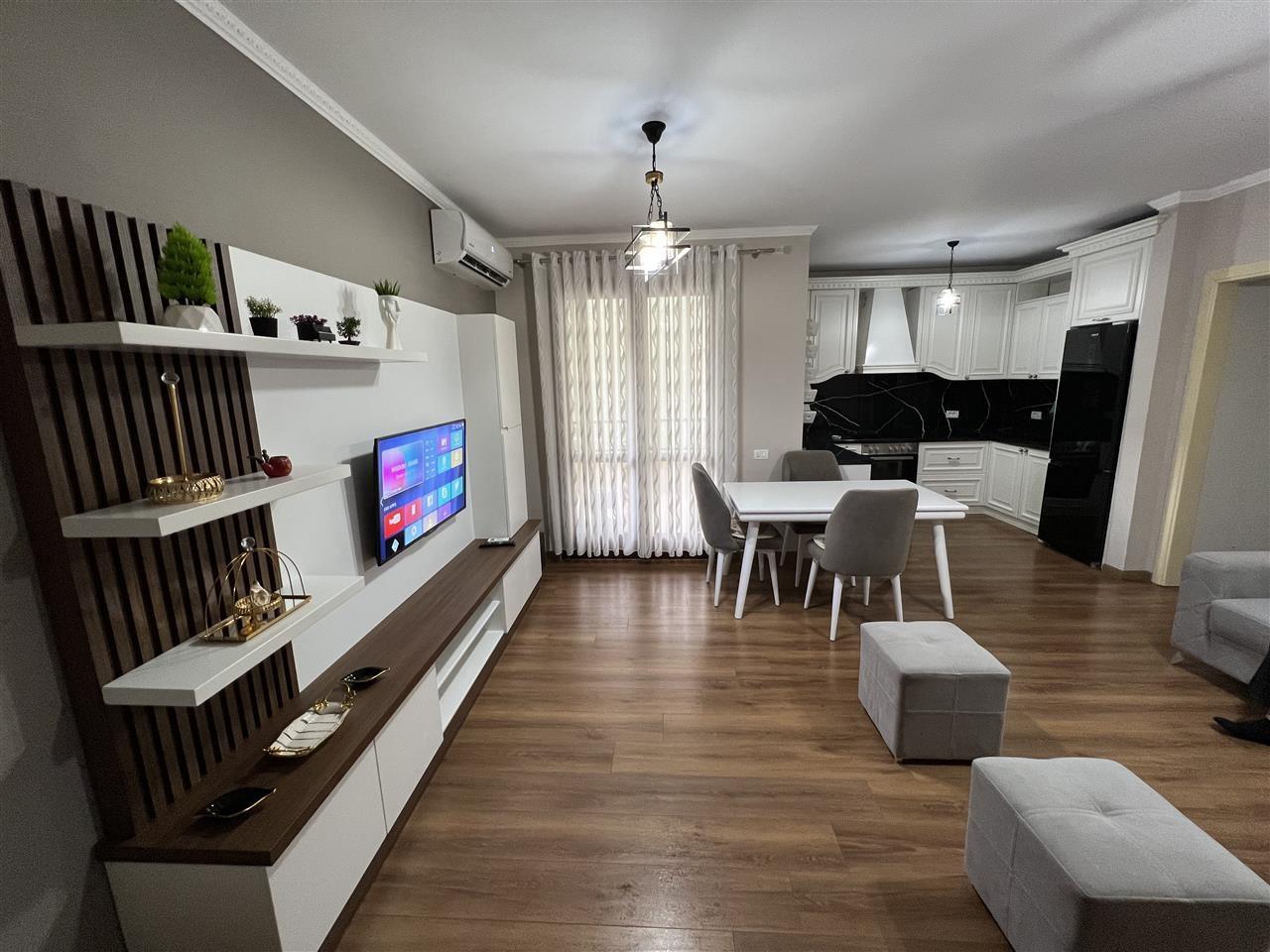 Apartament ne shitje 2+1+2 Kopshti Botanik