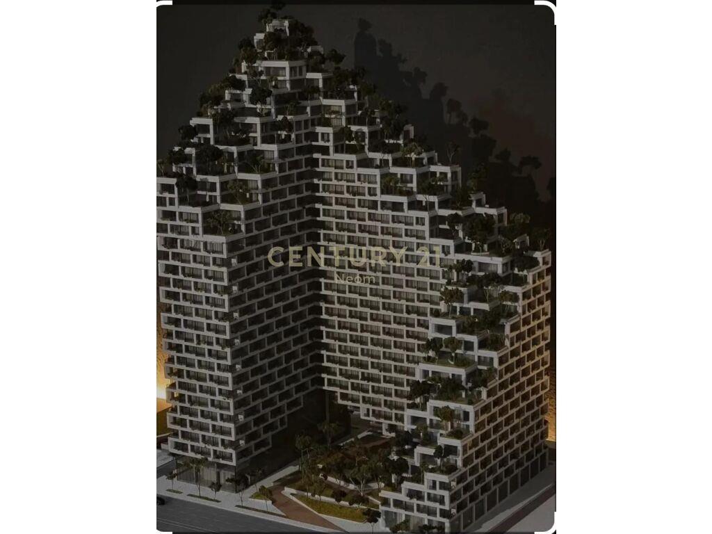 Ne Rrugen Dritan Hoxha, tek “Lion Residences 2”, shitet supe