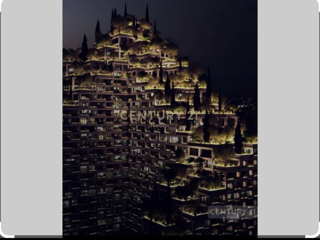 Ne Rrugen Dritan Hoxha, tek “Lion Residences 2”, shitet supe