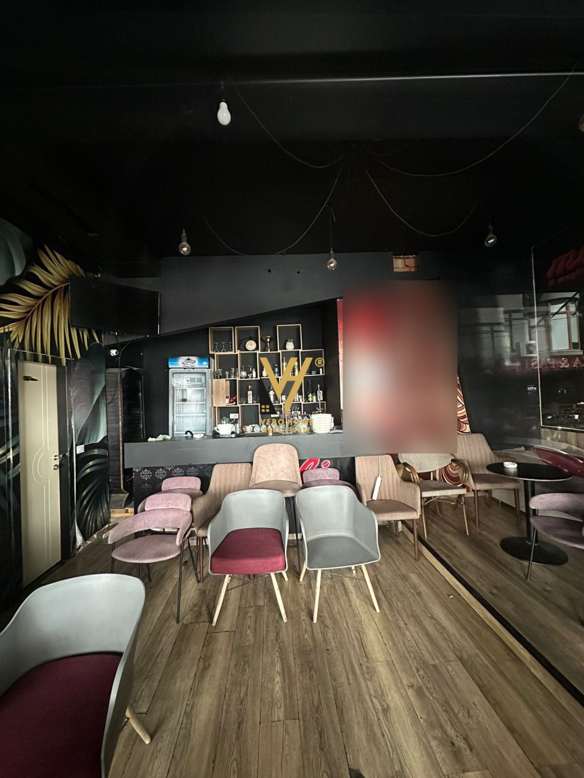 AMBIENT BIZNESI 150M2 ME QERA 21 DHJETORI 1.000 E