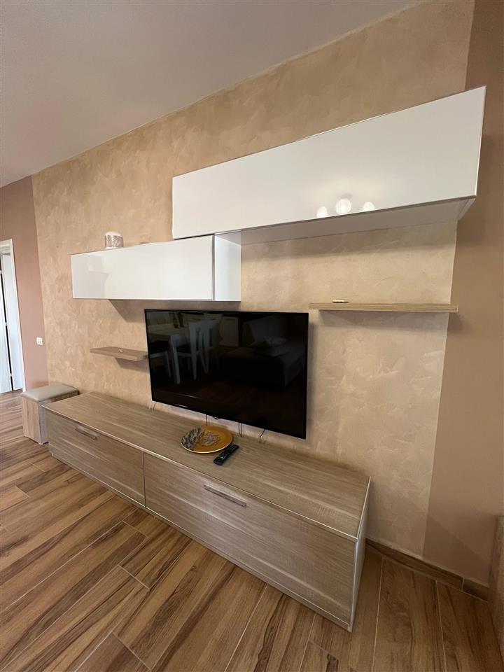 JEPET ME QIRA APARTAMENT 2+1 PRAN UKD!