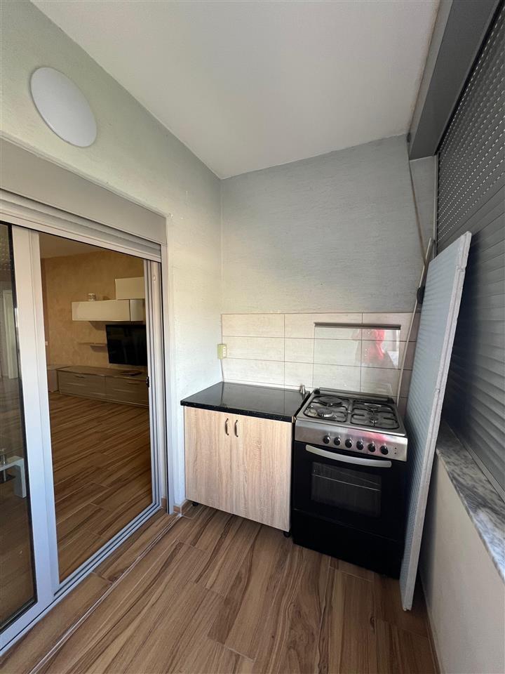 JEPET ME QIRA APARTAMENT 2+1 PRAN UKD!