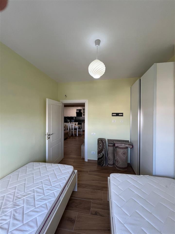 JEPET ME QIRA APARTAMENT 2+1 PRAN UKD!