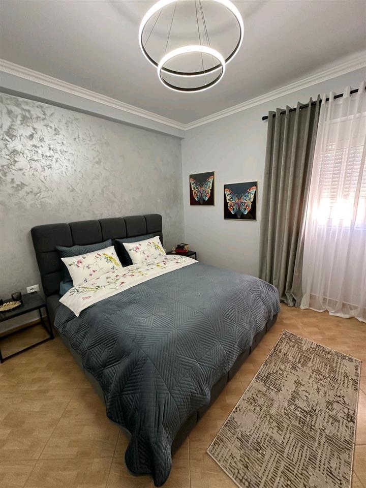 Shtepi me qera ditore