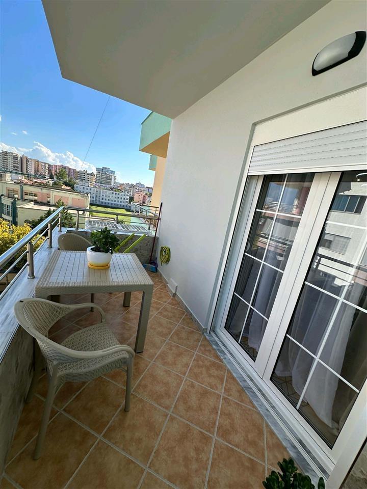 Shtepi me qera ditore